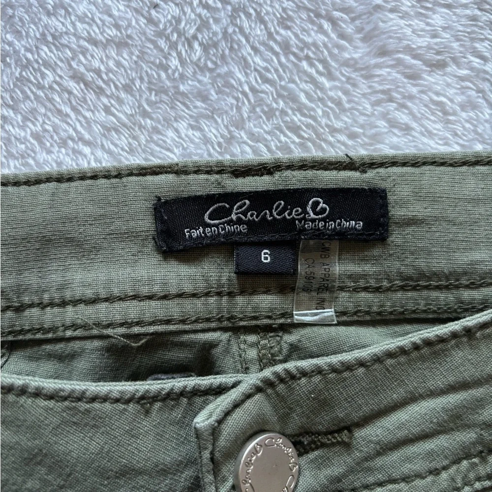 Womens Green Pants - Picture 3 of 3